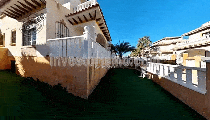 Villa in Quad 3 bedrooms 2 bathrooms in Lomas de Cabo Roig