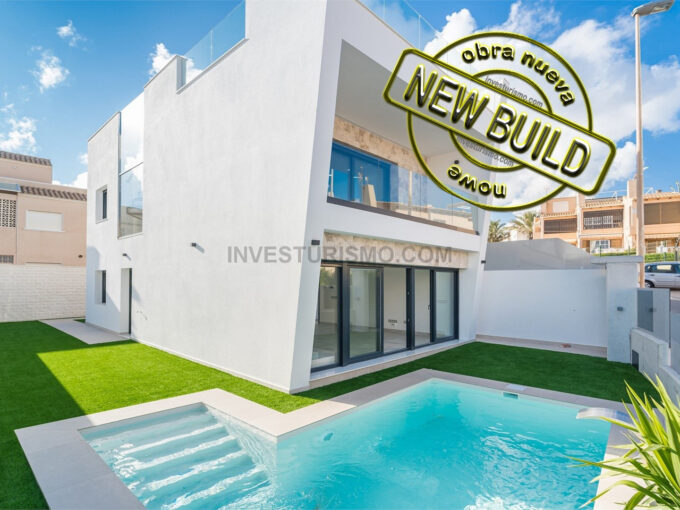Brand New Villas 3 bedrooms 4 bathrooms in La Mata