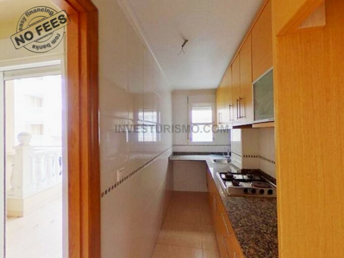 Apartment 2 bedrooms 1 bathroom, pool just 600 mt from the beach in Torrevieja