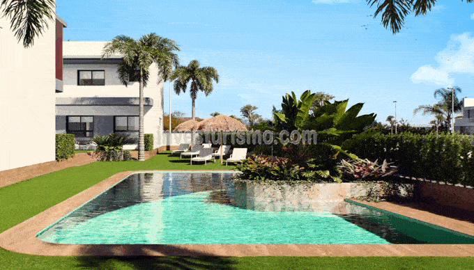 3 bedrooms, 2 baths upper and lower bungalows in Pilar Horadada.