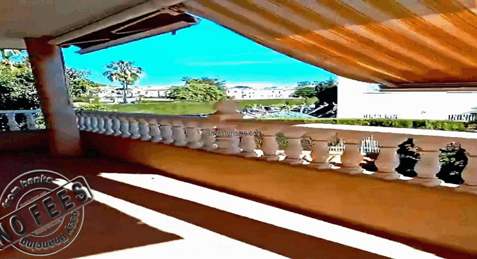 Magnificent Villa to renovate in “Blue Lagoon” (Las Filipinas) Orihuela Costa
